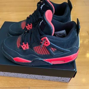 Jordan Retro 4s Black and Red